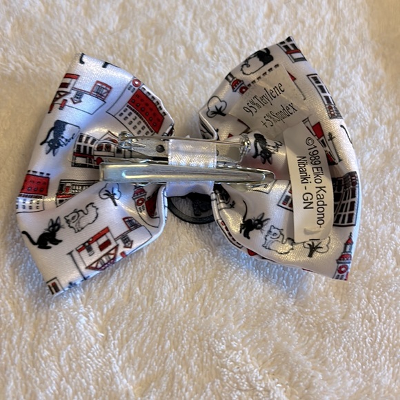 Hot Topic Studio Ghibli Kiki’s Delivery hair bow & sticks, Soot Sprite pin - Picture 5 of 7